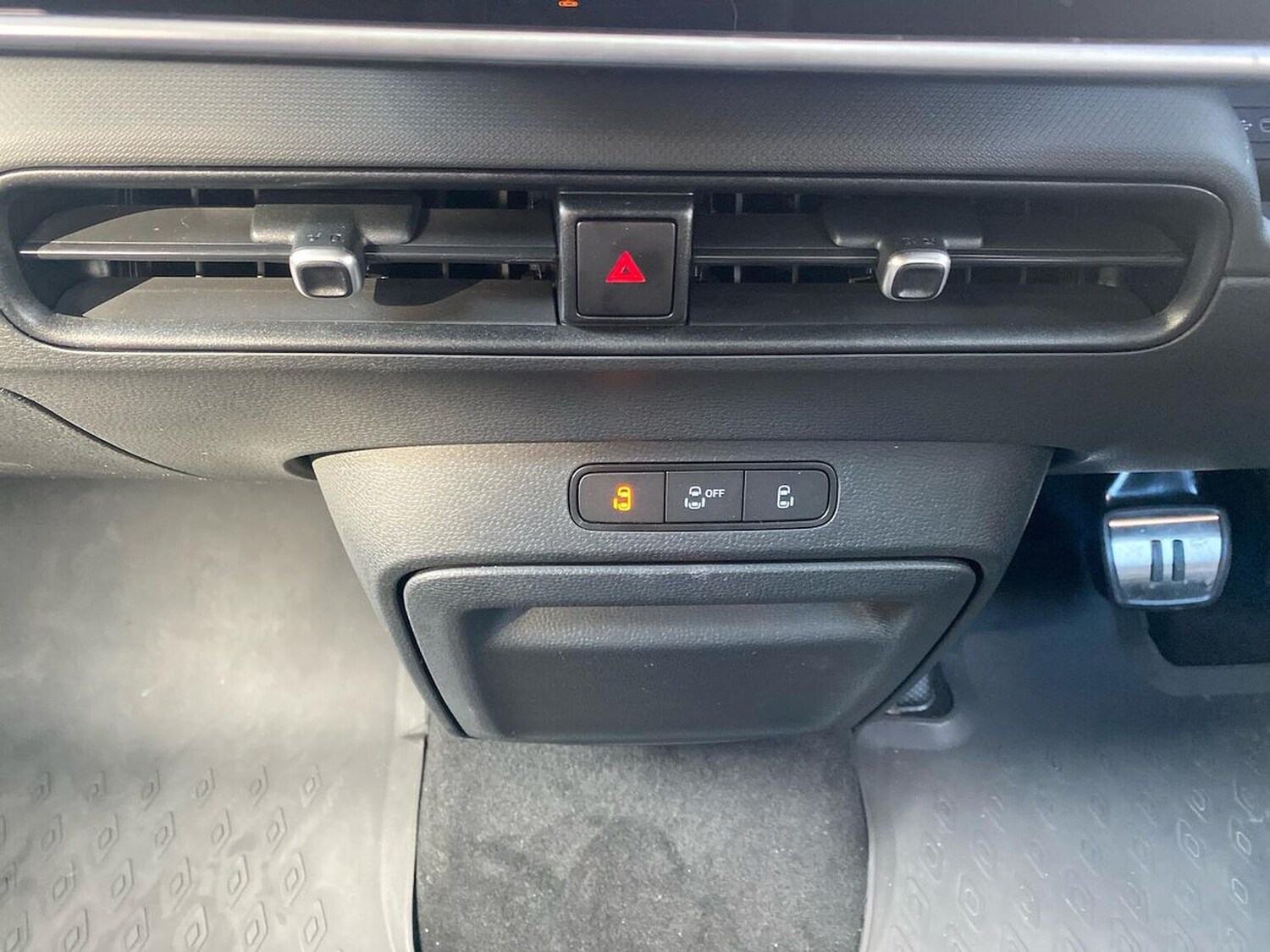 Used Volkswagen ID.Buzz 2025 for sale - 77487503: Photo 33