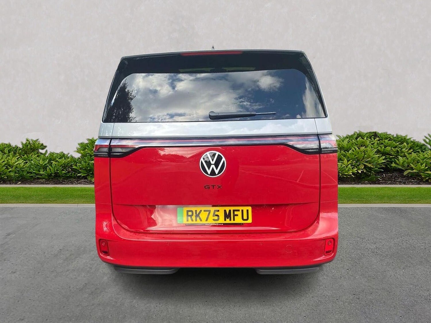 Used Volkswagen ID.Buzz 2025 for sale - 77487503: Photo 4