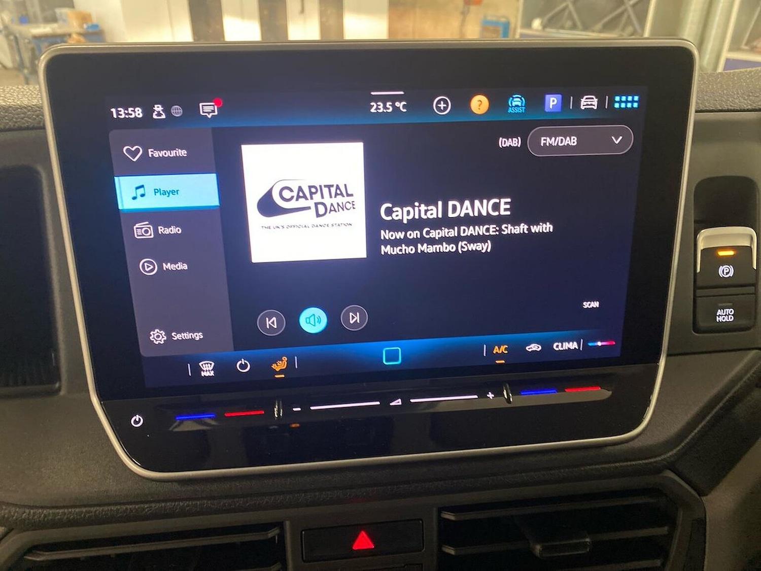 Used Volkswagen Crafter 2025 for sale - 77916160: Photo 11