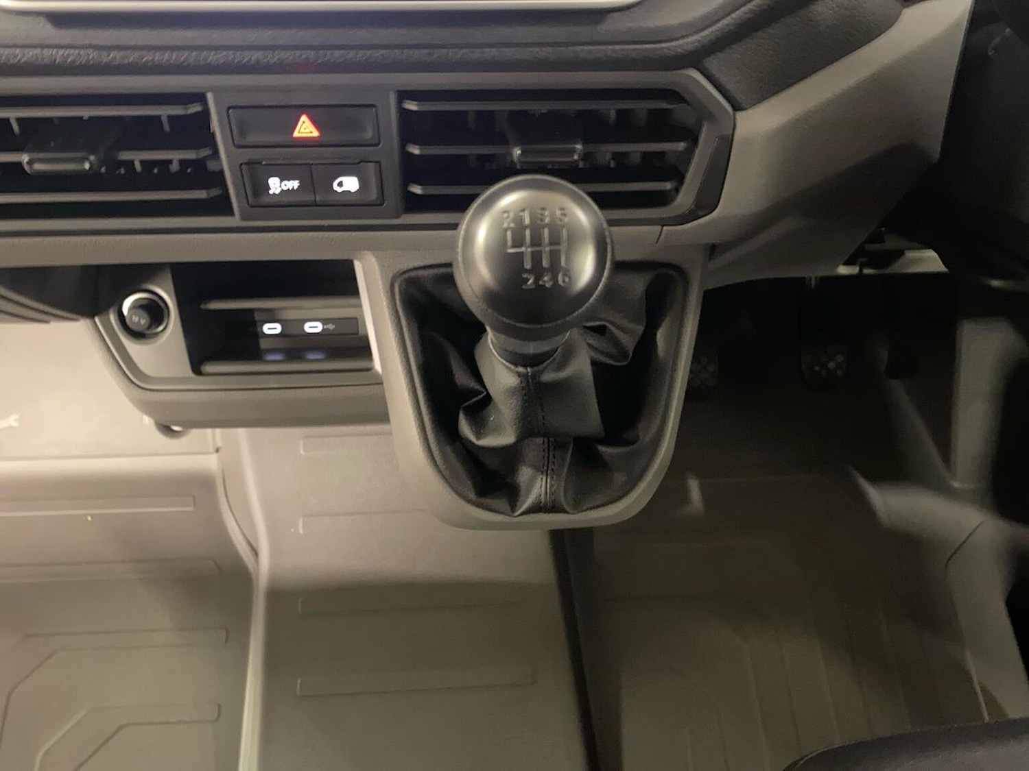 Used Volkswagen Crafter 2025 for sale - 77916160: Photo 13