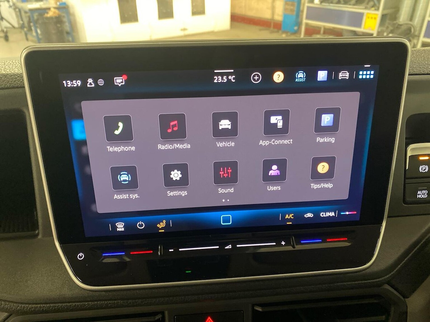 Used Volkswagen Crafter 2025 for sale - 77916160: Photo 29