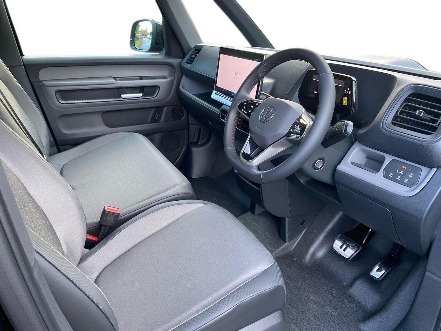 Used Volkswagen ID.Buzz 2025 for sale - 77487429: Photo 15