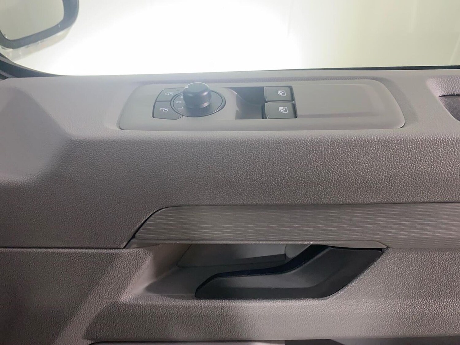 Used Volkswagen Transporter 2025 for sale - 77487398: Photo 35