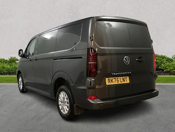 Used Volkswagen Transporter 2025 for sale - 79185586: Photo