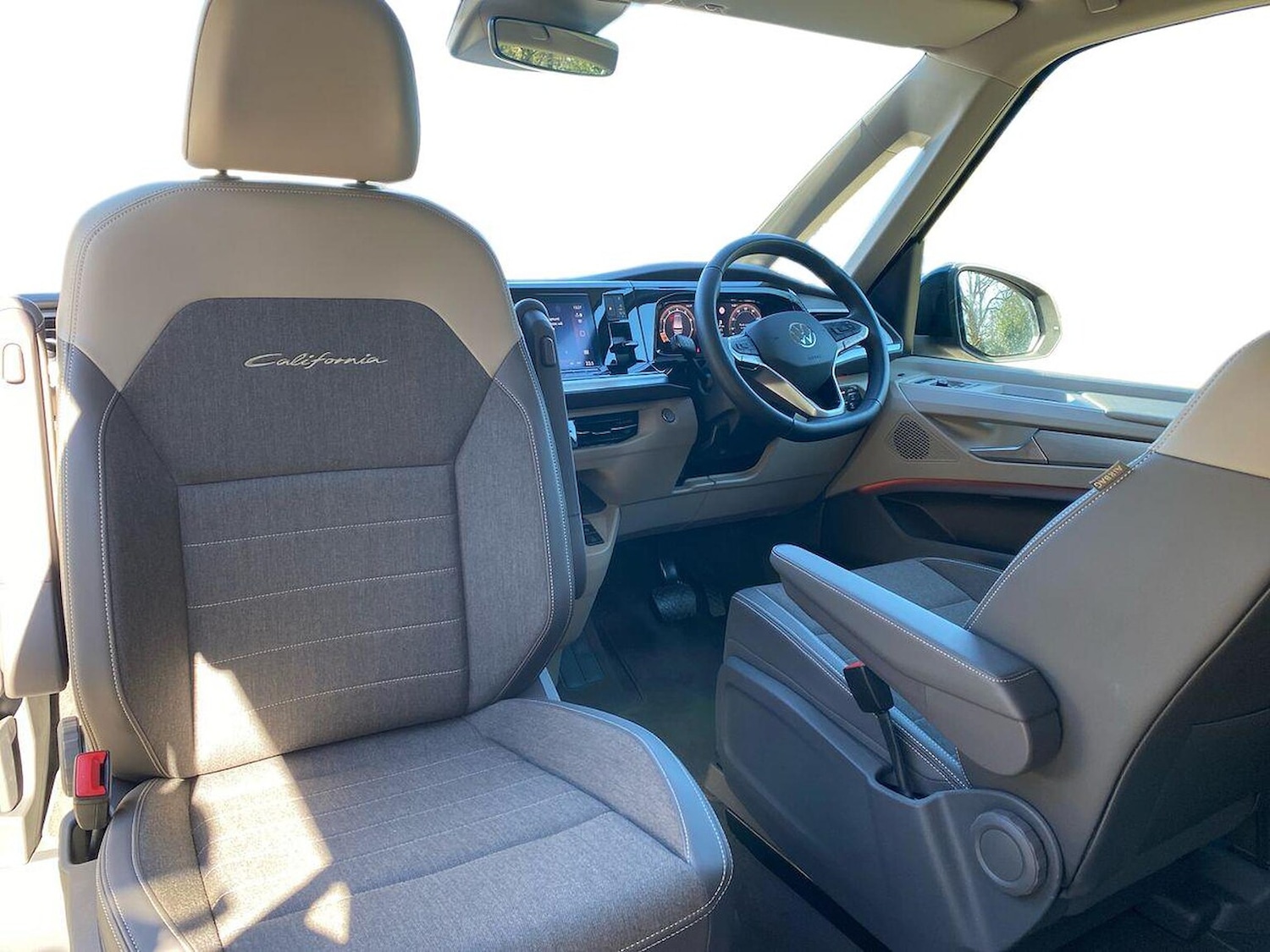 Used Volkswagen California 2025 for sale - 78194522: Photo 9