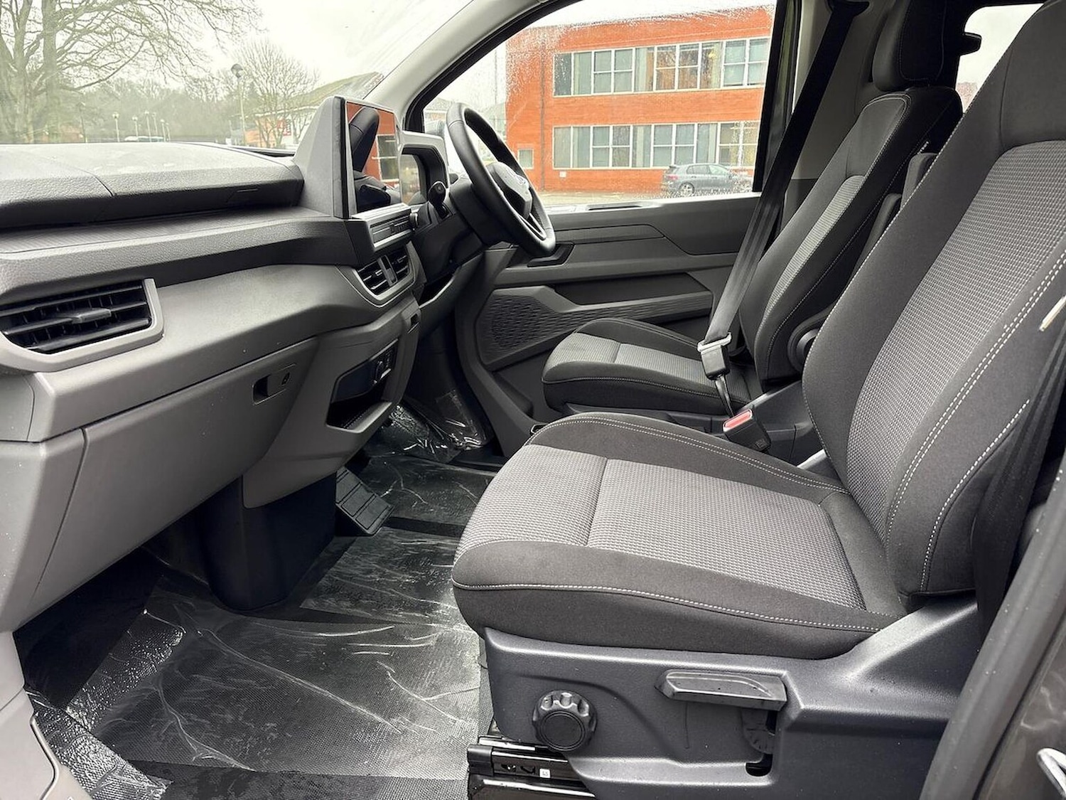 Used Volkswagen Transporter 2025 for sale - 77542517: Photo 28