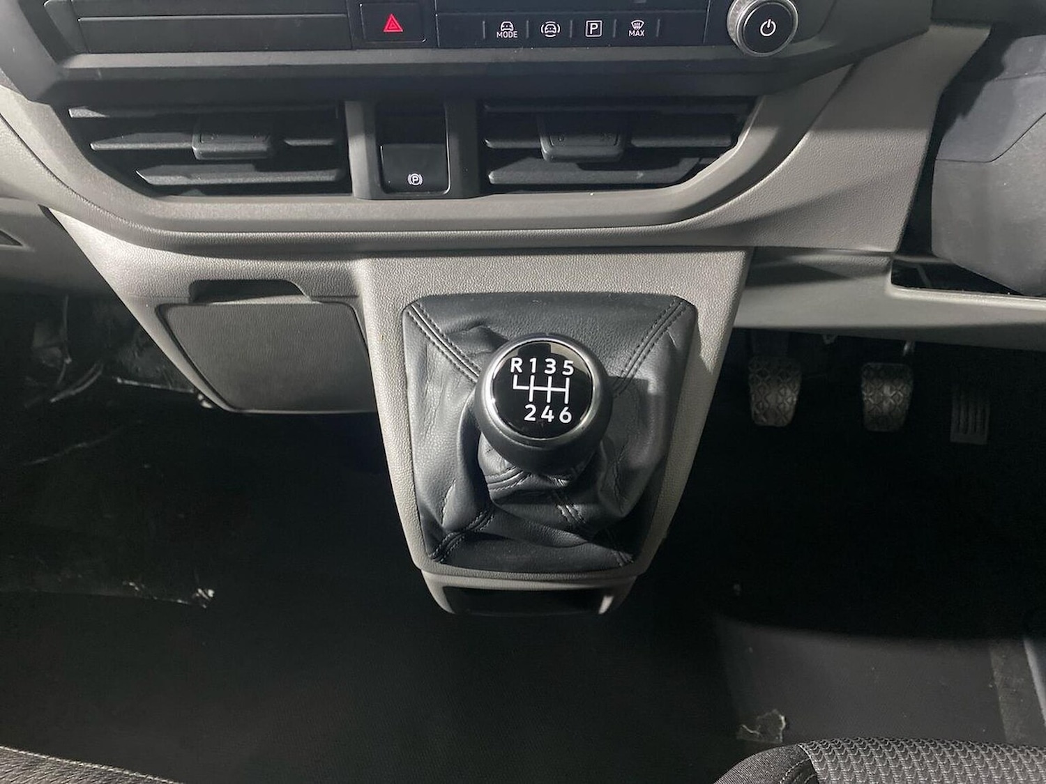 Used Volkswagen Transporter 2025 for sale - 76963567: Photo 13