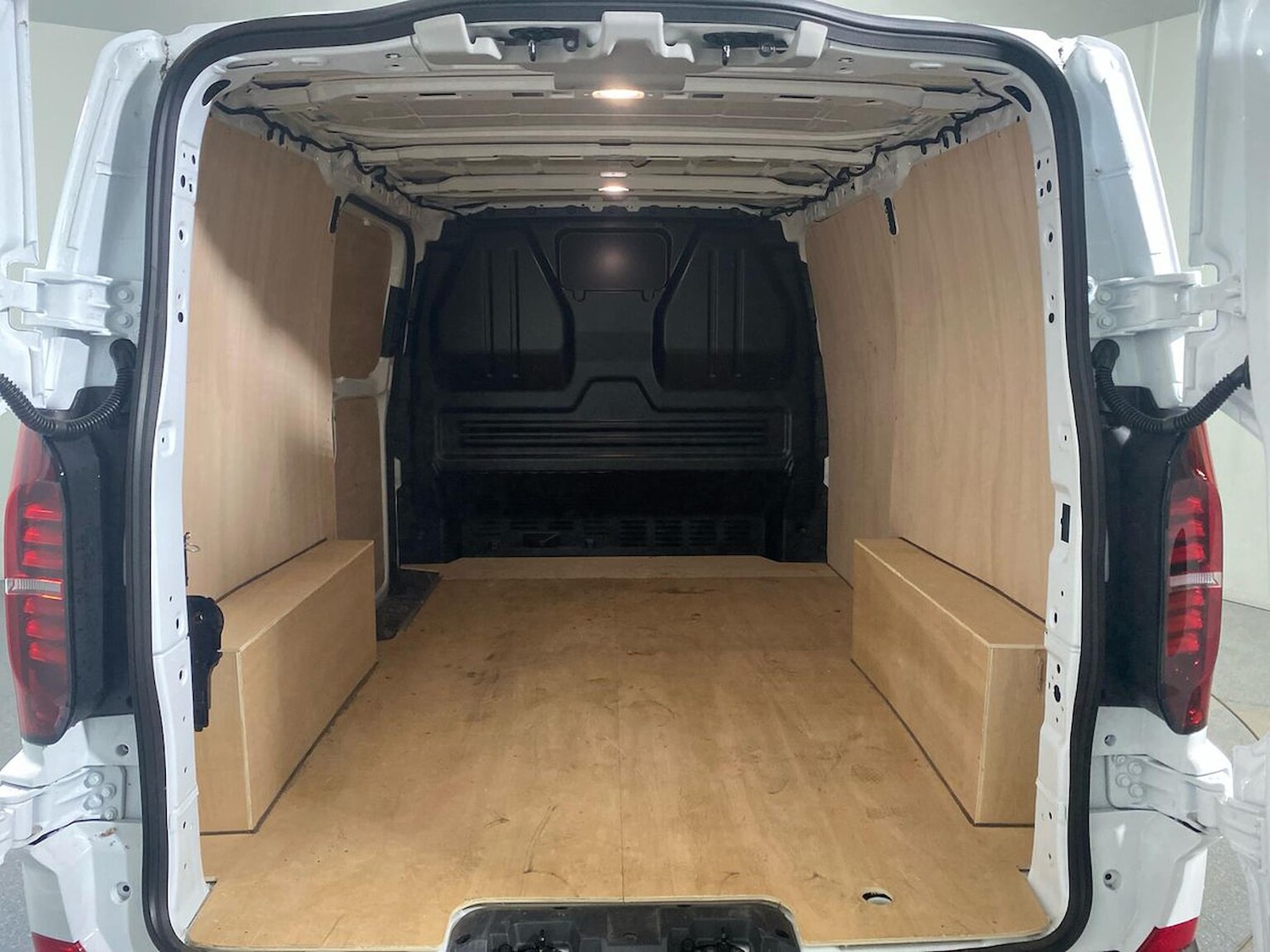 Used Volkswagen Transporter 2025 for sale - 76963567: Photo 17