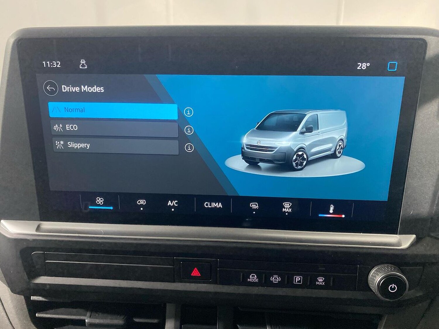 Used Volkswagen Transporter 2025 for sale - 76963567: Photo 34