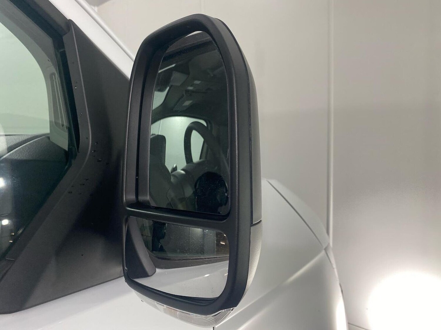 Used Volkswagen Transporter 2025 for sale - 76963567: Photo 39