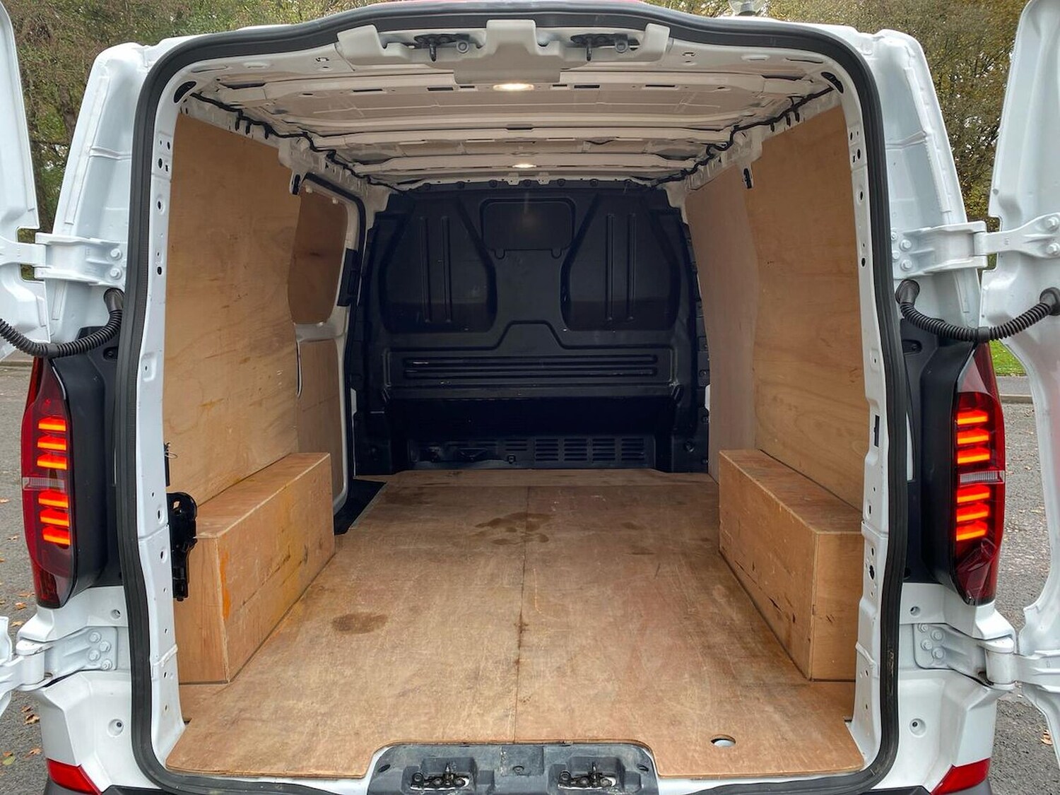 Used Volkswagen Transporter 2025 for sale - 77487461: Photo 17