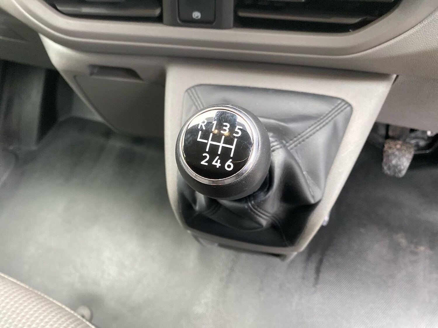 Used Volkswagen Transporter 2025 for sale - 77487396: Photo 13