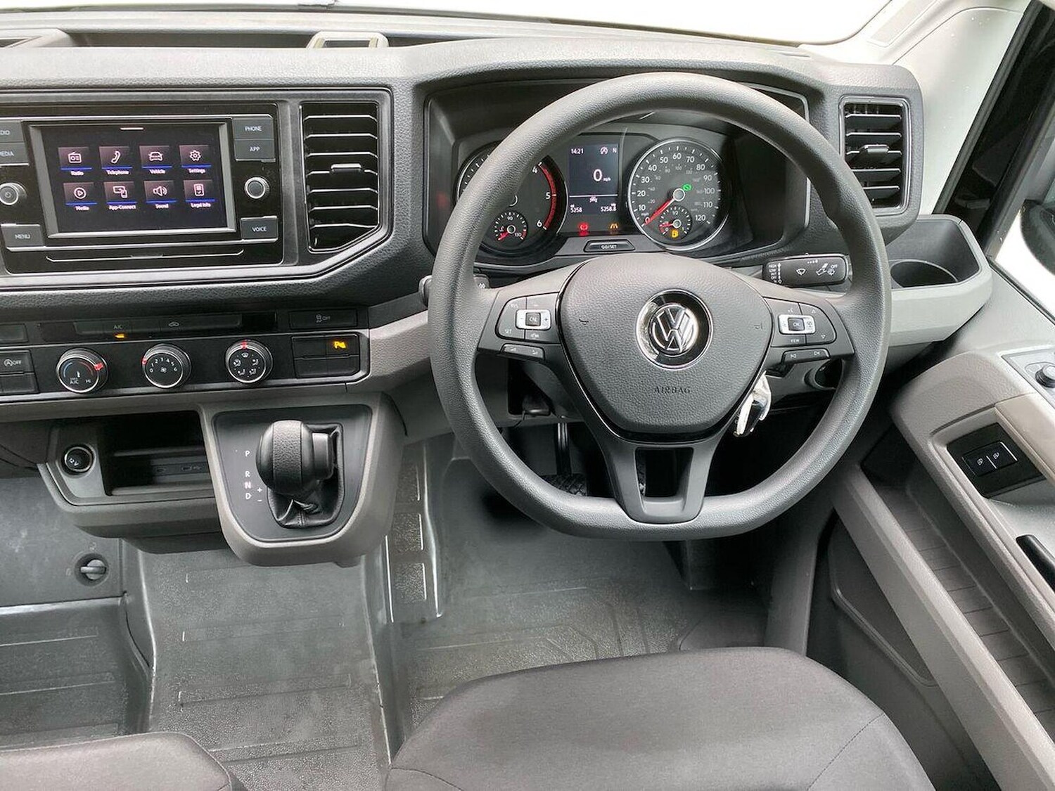 Used Volkswagen Crafter 2024 for sale - 77487565: Photo 8