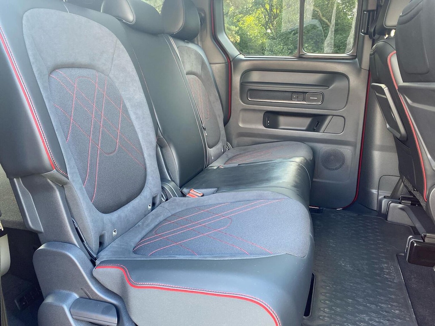 Used Volkswagen ID-Buzz 2025 for sale - 76089113: Photo 16