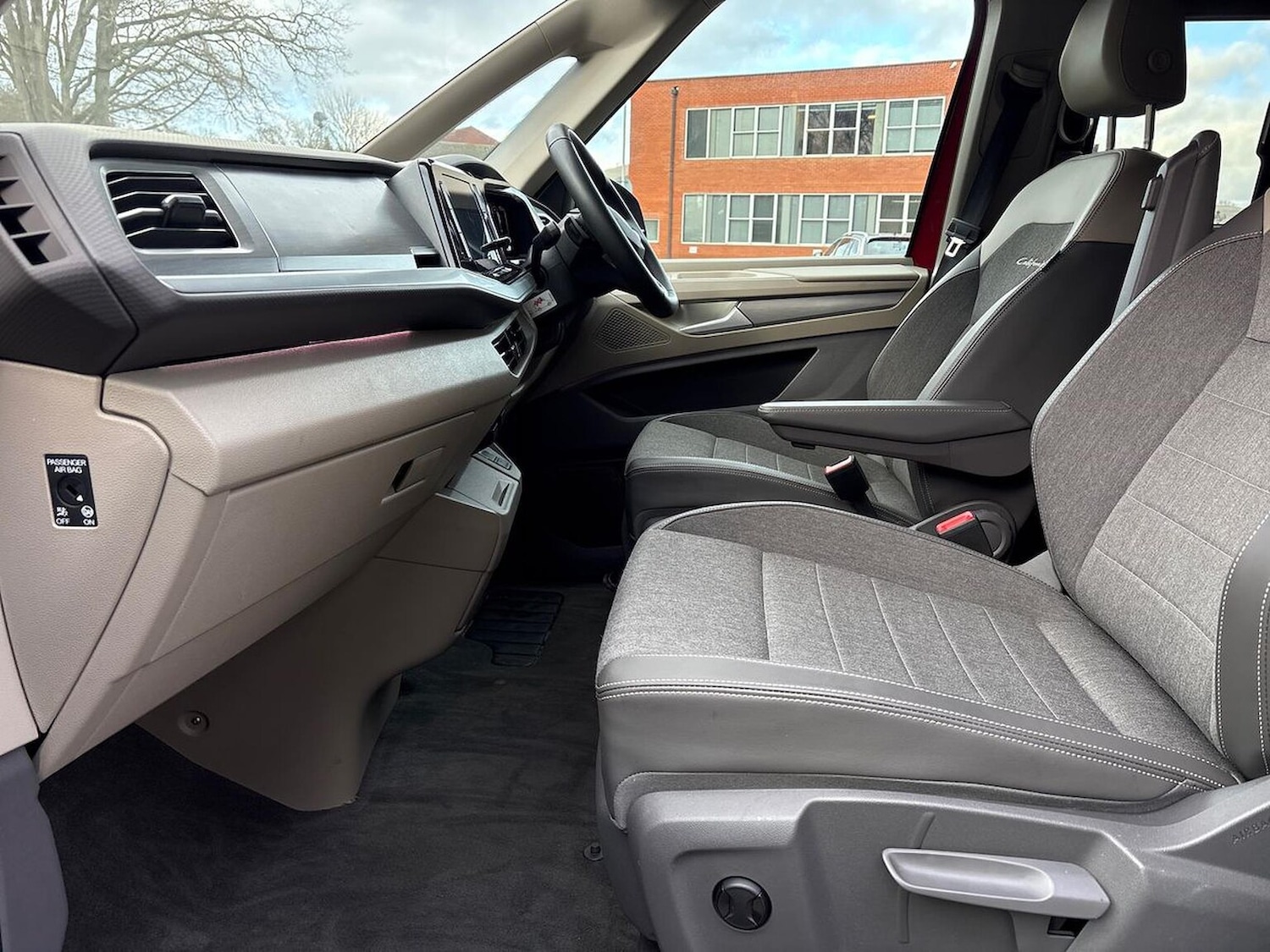 Used Volkswagen California 2025 for sale - 77916161: Photo 27