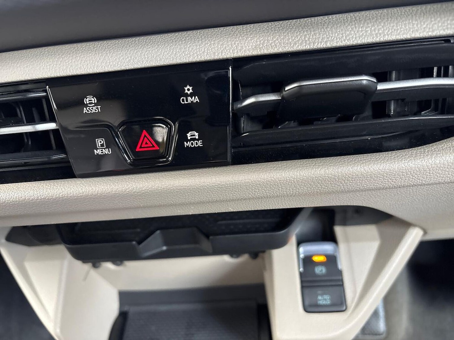 Used Volkswagen California 2025 for sale - 77916161: Photo 37