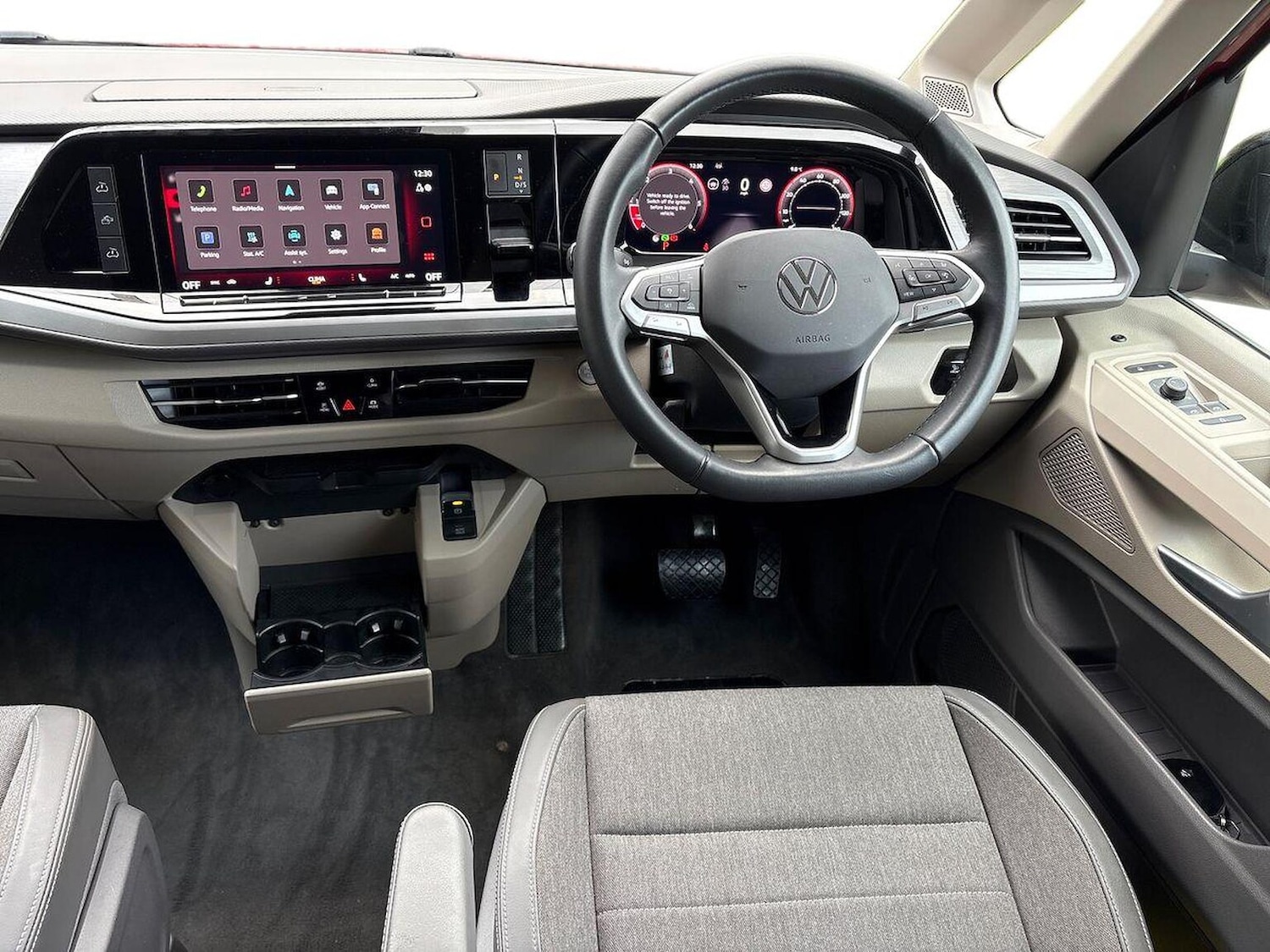 Used Volkswagen California 2025 for sale - 77916161: Photo 8