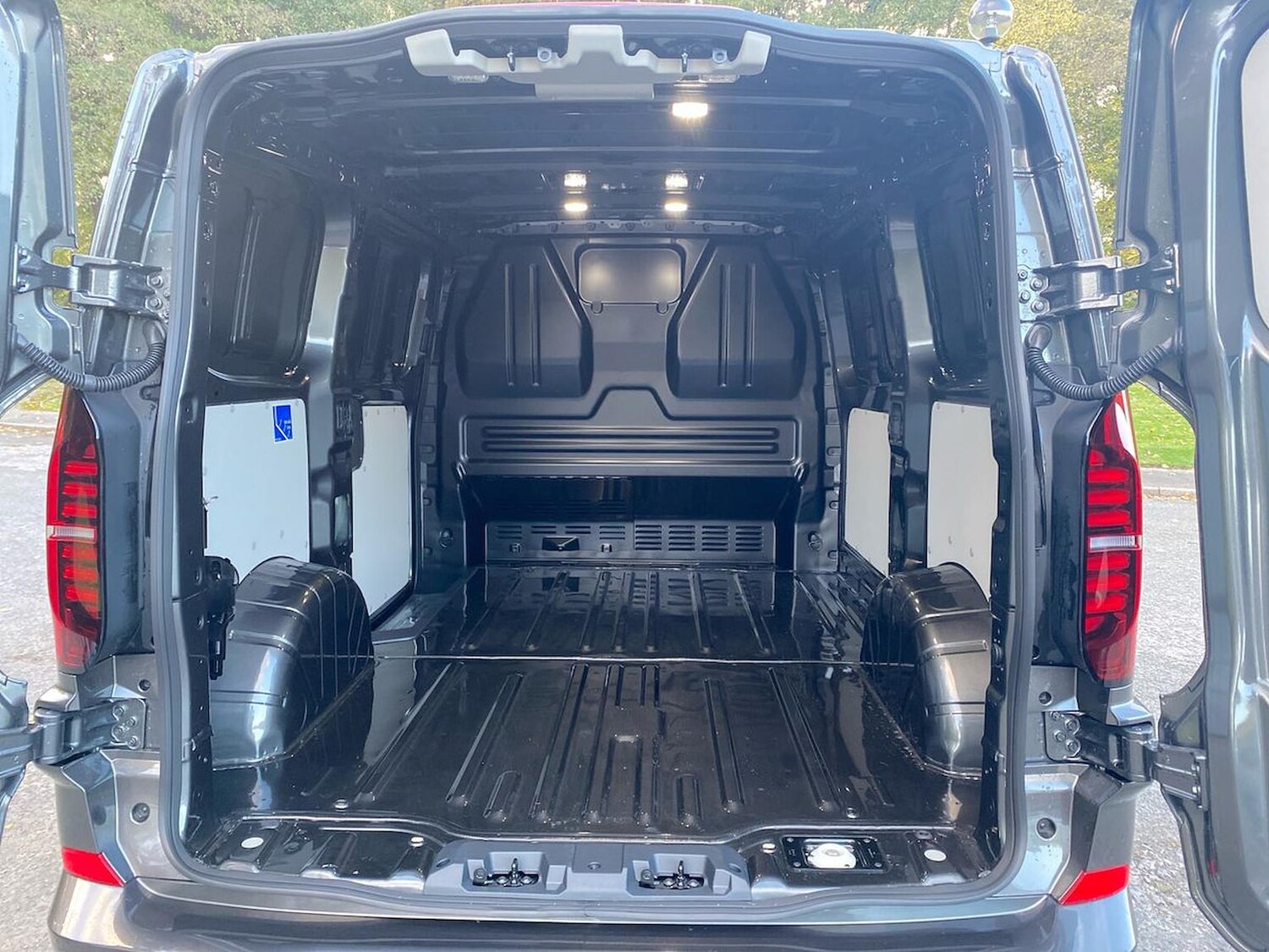 Used Volkswagen Transporter 2025 for sale - 76663794: Photo 17