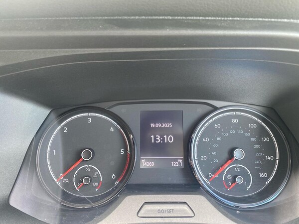 Used Volkswagen Transporter 2024 for sale - 76089107: Photo 10