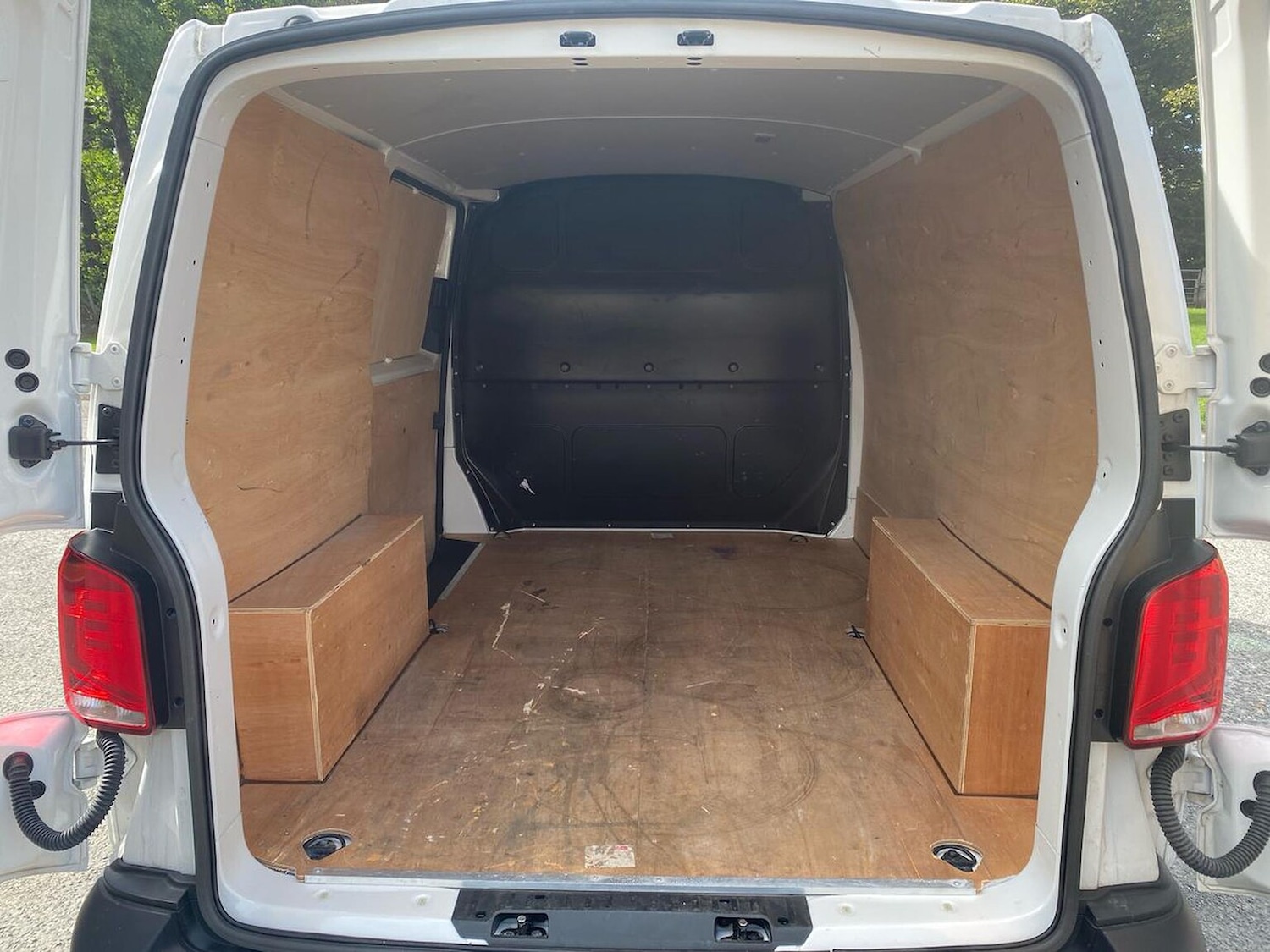 Used Volkswagen Transporter 2024 for sale - 76089107: Photo 17