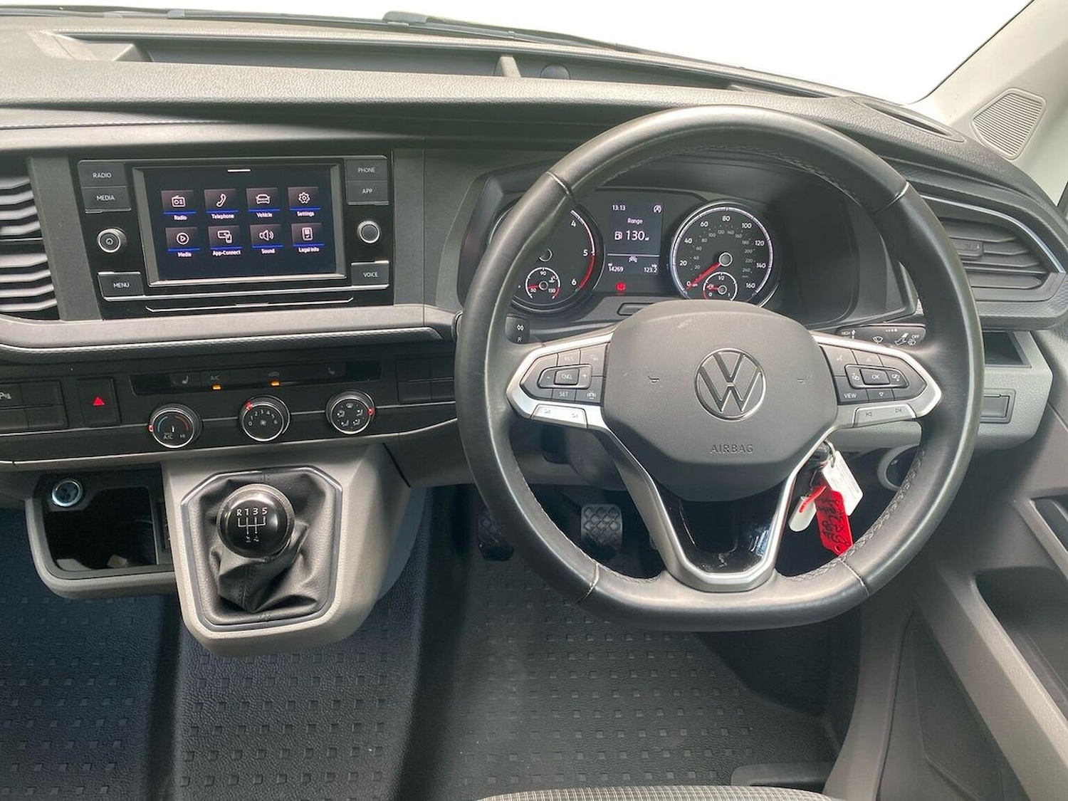 Used Volkswagen Transporter 2024 for sale - 76089107: Photo 8