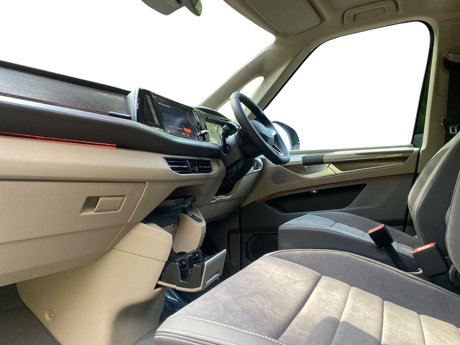 Used Volkswagen Multivan 2025 for sale - 77487586: Photo 7