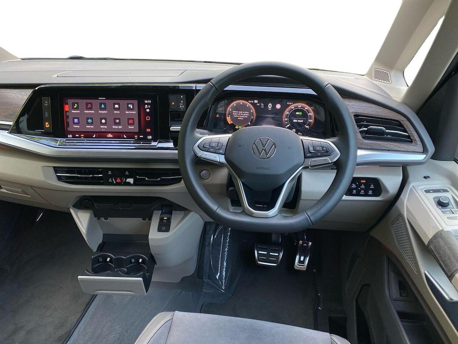 Used Volkswagen Multivan 2025 for sale - 77487586: Photo 8