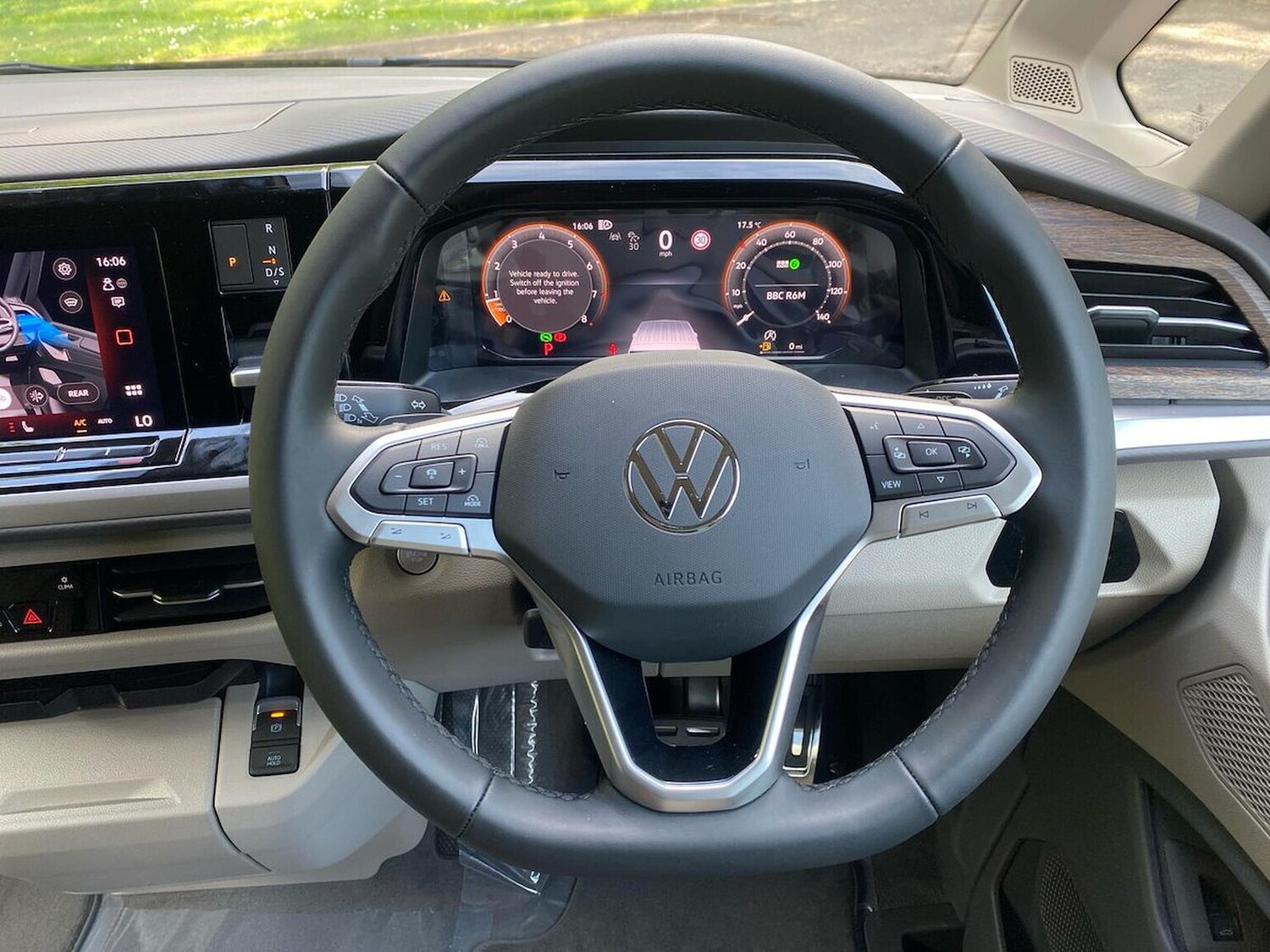 Used Volkswagen Multivan 2025 for sale - 77487586: Photo 9