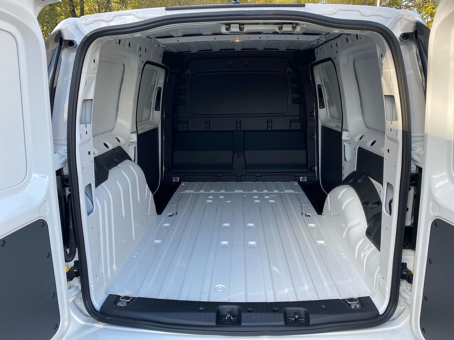 Used Volkswagen Caddy Maxi 2025 for sale - 76741234: Photo 17