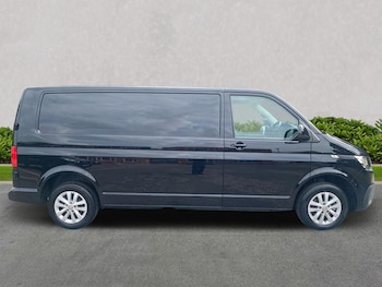 Used Volkswagen Transporter 2024 for sale - 75498209: Photo