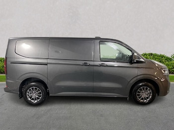 Used Volkswagen Transporter 2025 for sale - 76846068: Photo