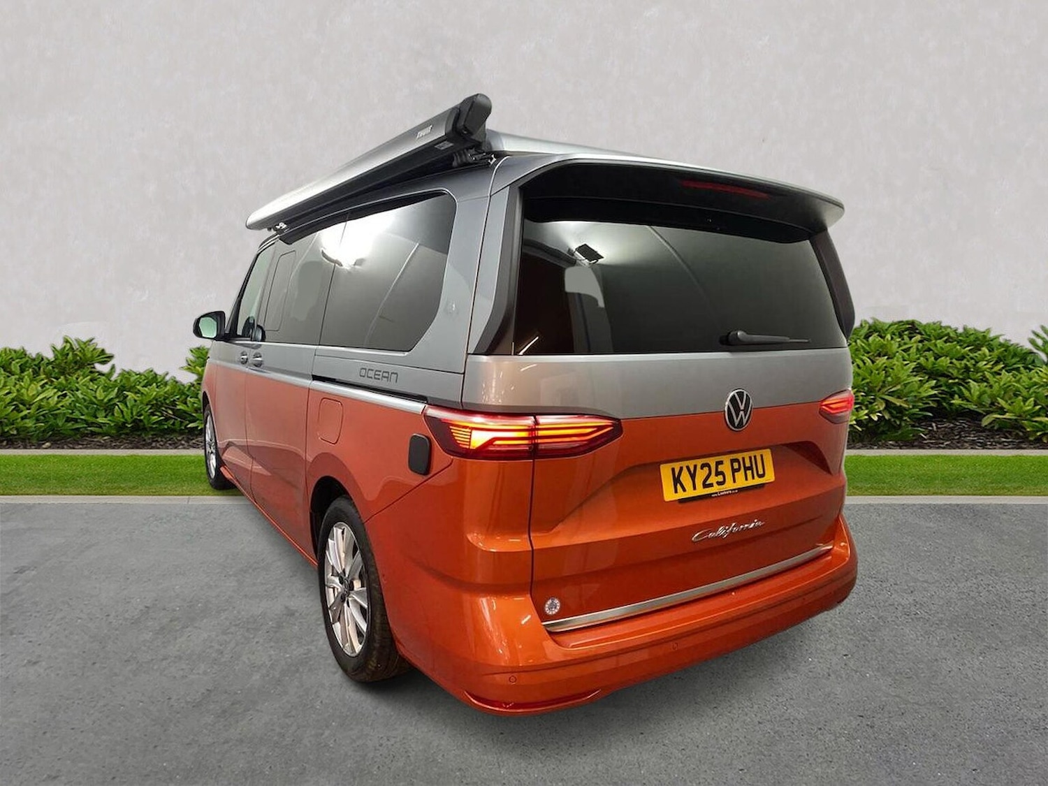 Used Volkswagen California 2025 for sale - 77901619: Photo 2