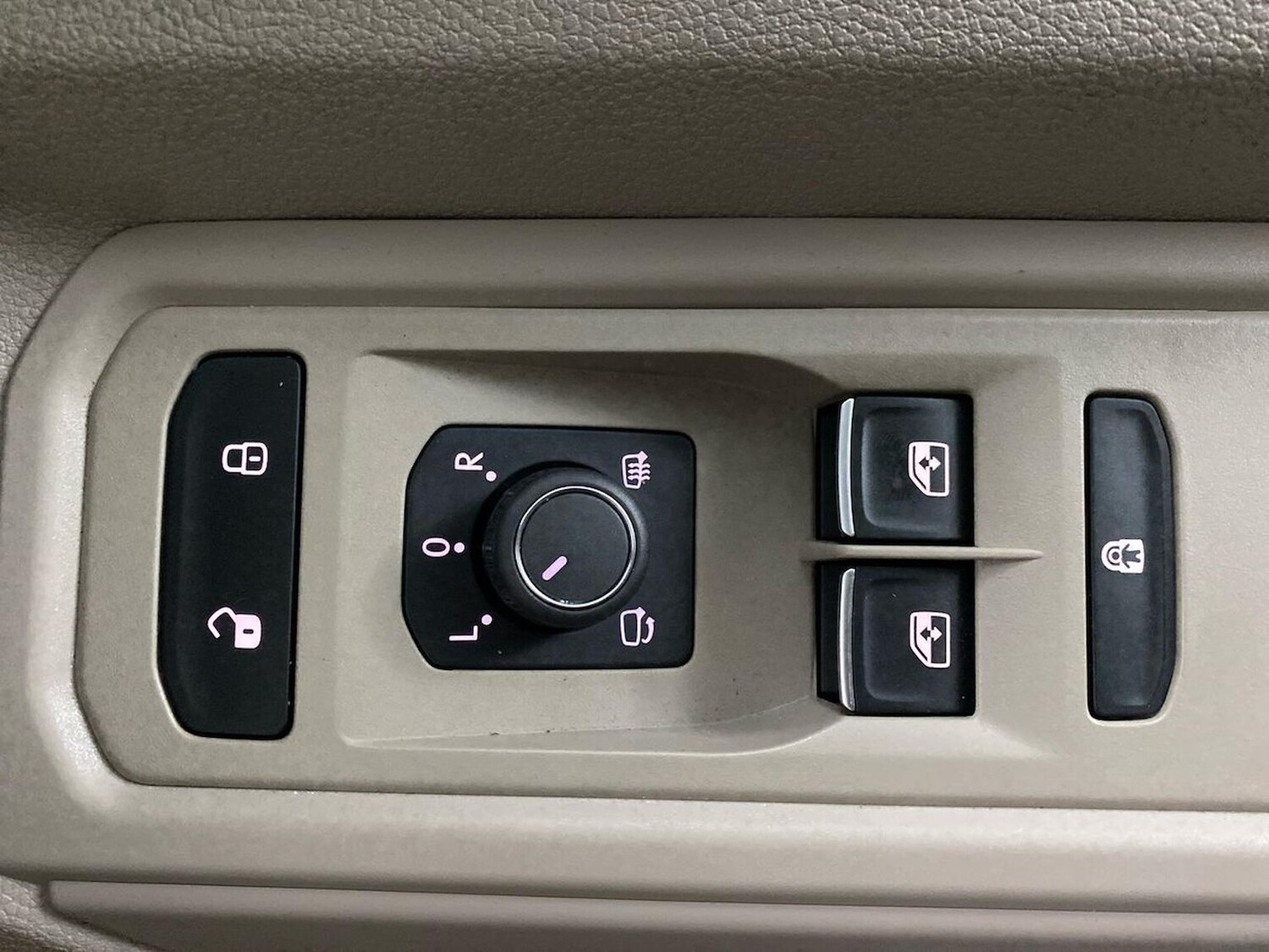 Used Volkswagen California 2025 for sale - 77901619: Photo 29