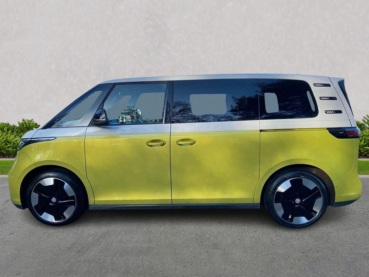 Used Volkswagen ID.Buzz 2024 for sale - 77487456: Photo 19