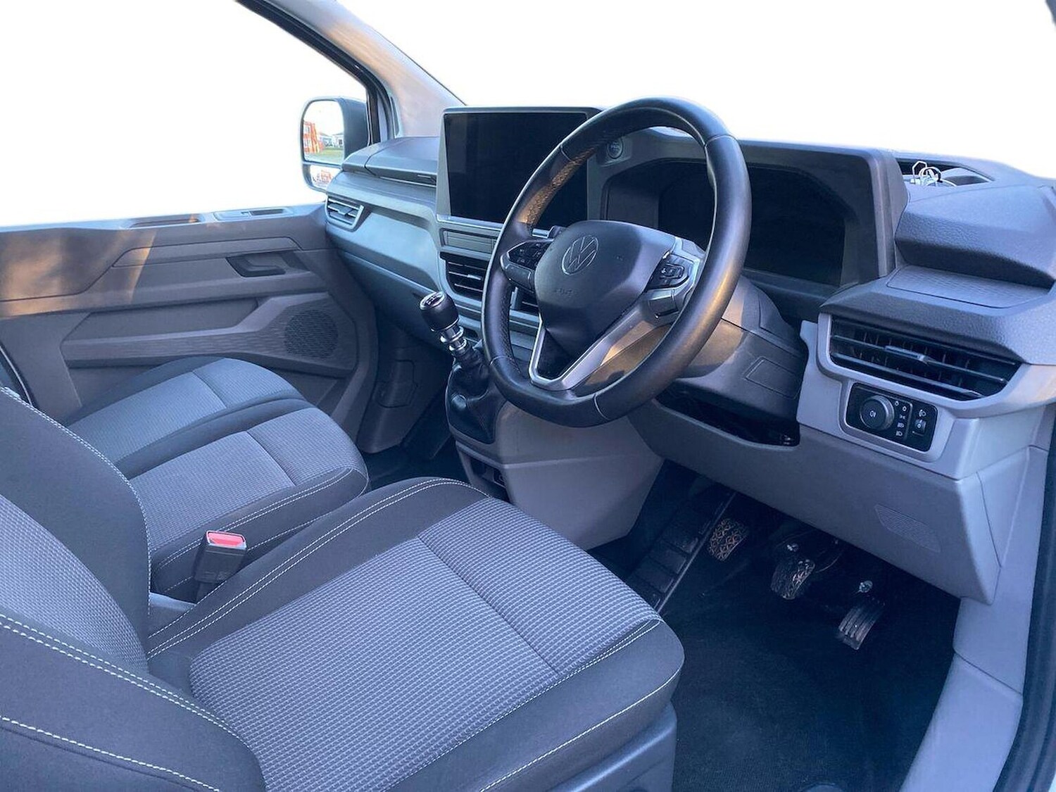 Used Volkswagen Transporter 2025 for sale - 77487380: Photo 15