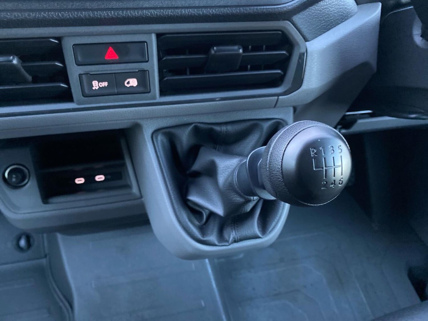 Used Volkswagen Crafter 2025 for sale - 77487500: Photo 13