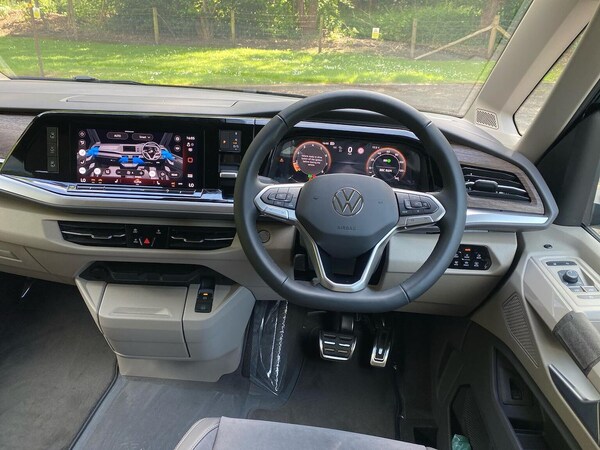 Used Volkswagen Multivan 2025 for sale - 75498340: Photo 15