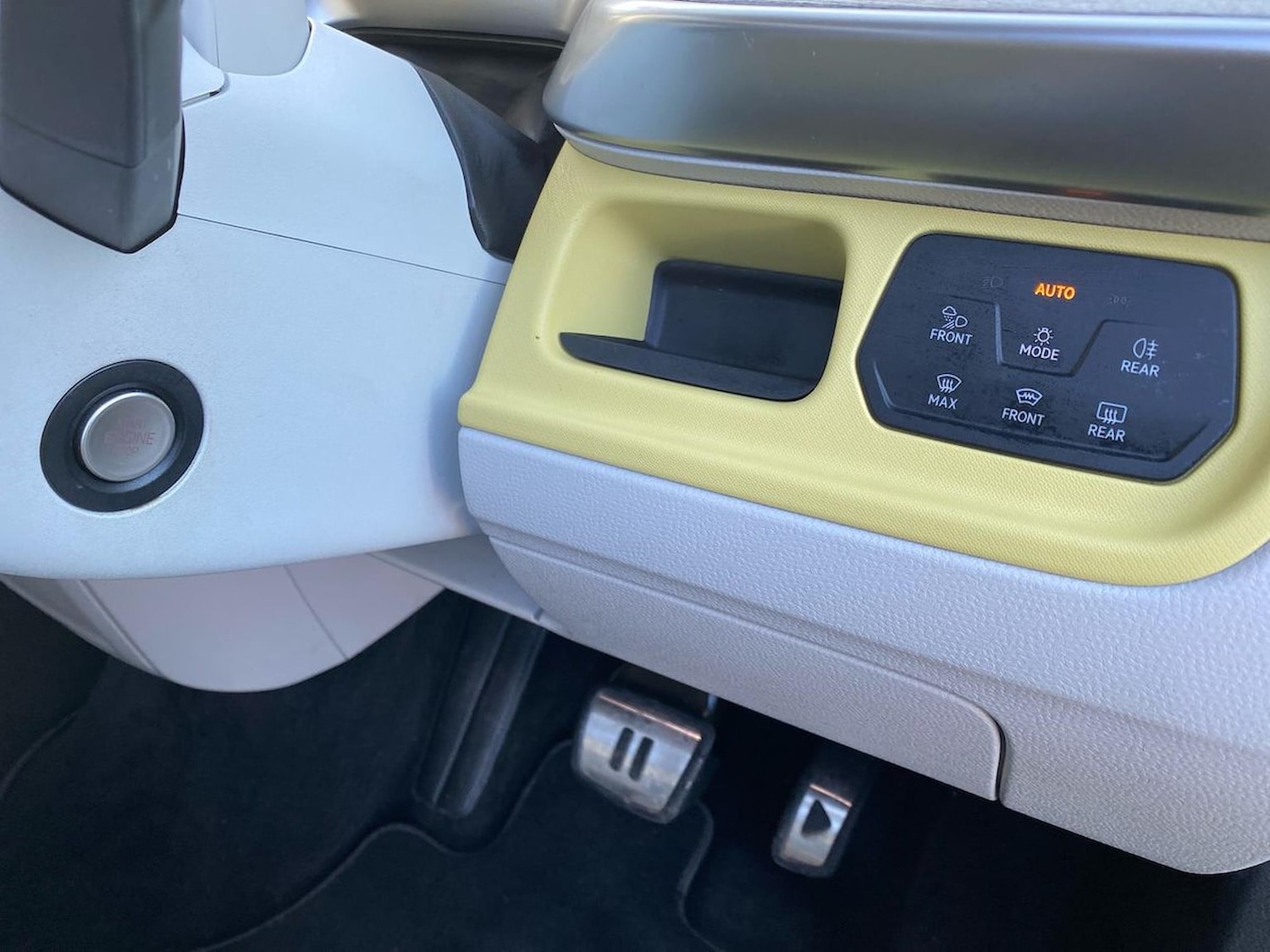 Used Volkswagen ID.Buzz 2024 for sale - 76741238: Photo 31