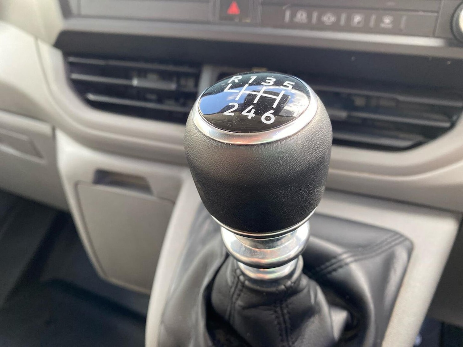 Used Volkswagen Transporter 2025 for sale - 78011654: Photo 29