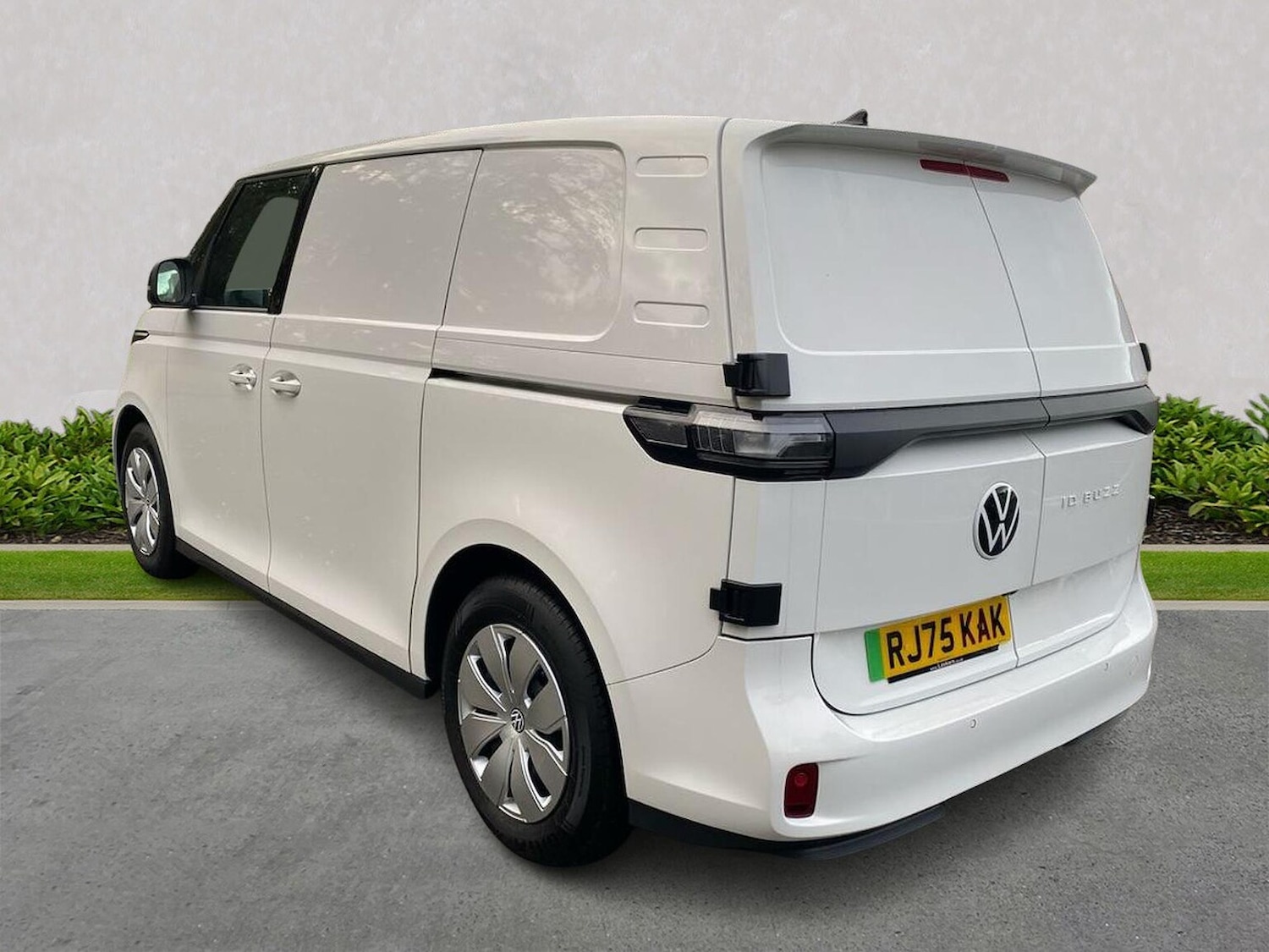 Used Volkswagen ID.Buzz 2025 for sale - 77487419: Photo 2