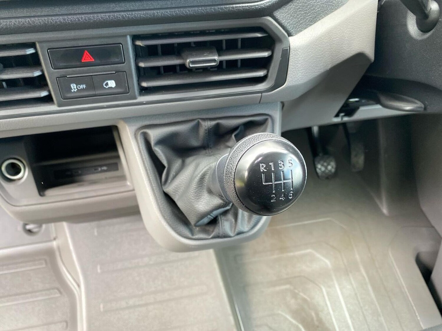 Used Volkswagen Crafter 2024 for sale - 77487523: Photo 13