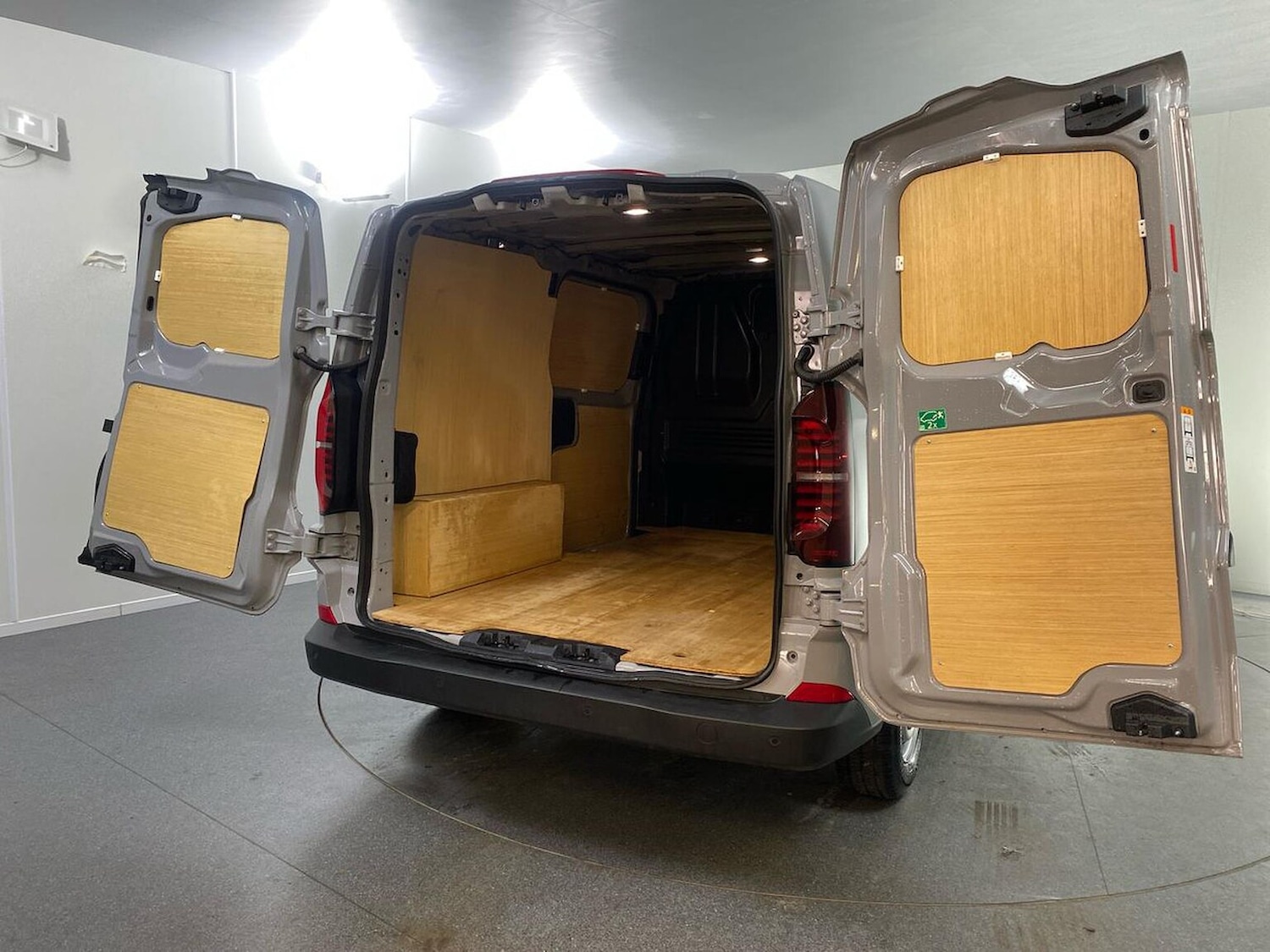 Used Volkswagen Transporter 2025 for sale - 77888648: Photo 23