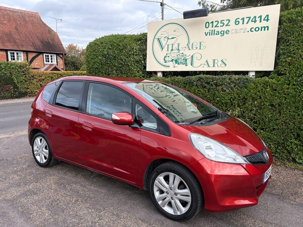 Used Honda Jazz 2014 for sale - 76214419: Photo 1