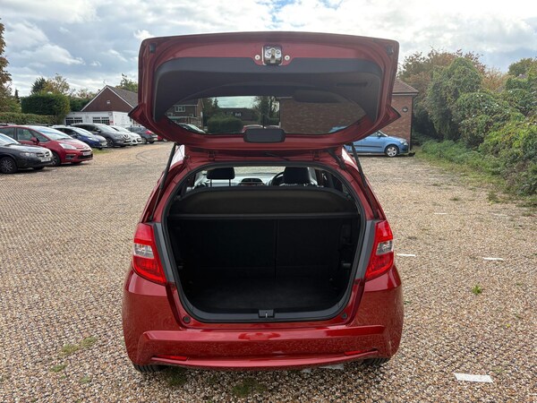 Used Honda Jazz 2014 for sale - 76214419: Photo 32
