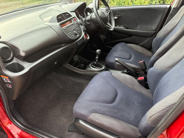 Used Honda Jazz 2014 for sale - 76214419: Photo 38