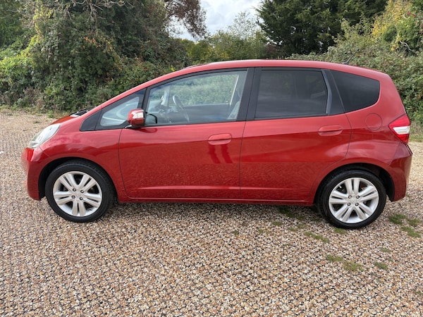 Used Honda Jazz 2014 for sale - 76214419: Photo 4