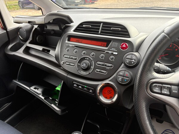Used Honda Jazz 2014 for sale - 76214419: Photo 59