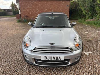 Used MINI Convertible 2011 for sale - 75904684: Photo