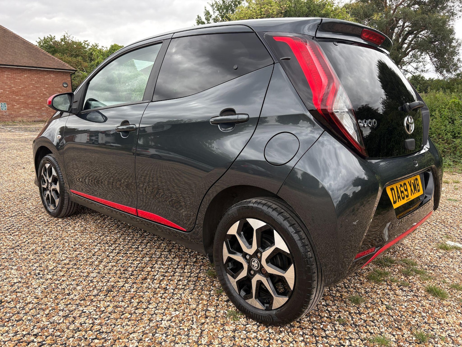 Vehicle 21