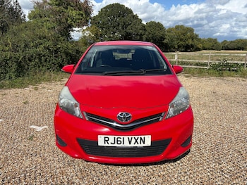 Used Toyota Yaris 2012 for sale - 75965139: Photo